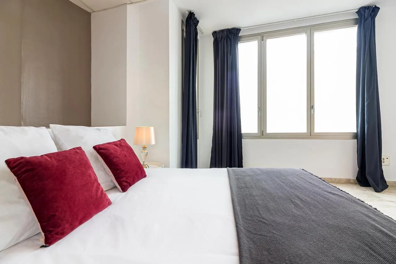 Saenz Suites Gallery By Bossh! Apartments Málaga