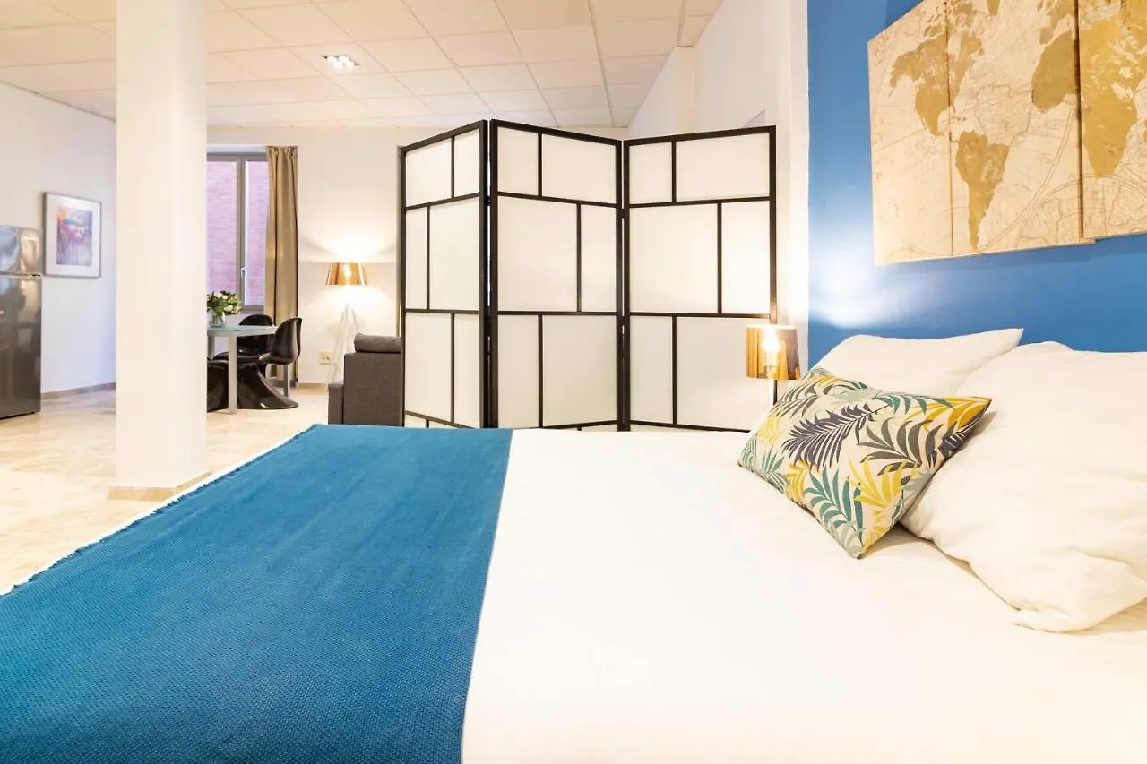 Saenz Suites Gallery By Bossh! Apartments Málaga 0*,
