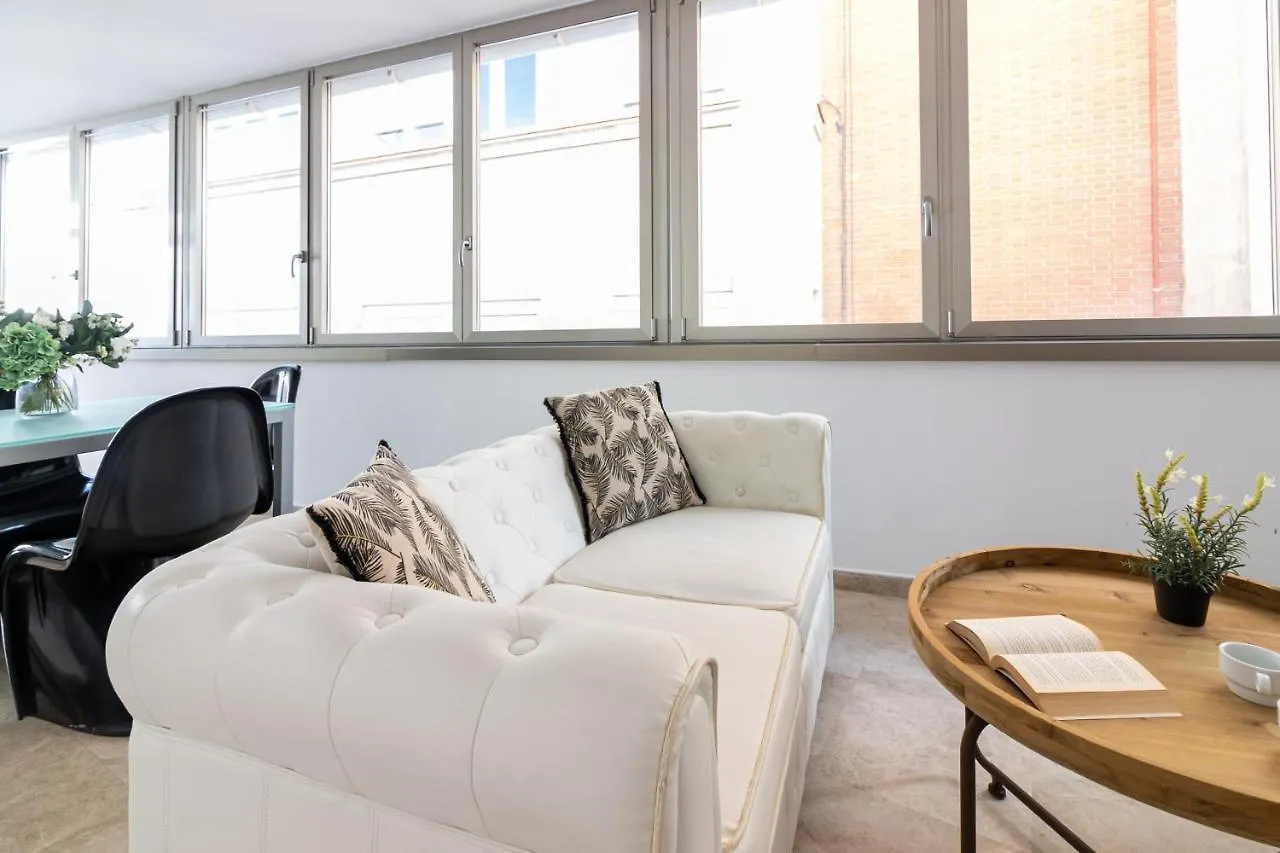 Saenz Suites Gallery By Bossh! Apartments Málaga