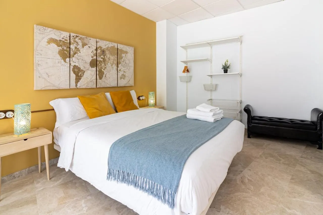 Saenz Suites Gallery By Bossh! Apartments Málaga 0*,