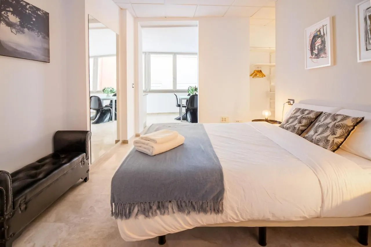 Saenz Suites Gallery By Bossh! Apartments Málaga