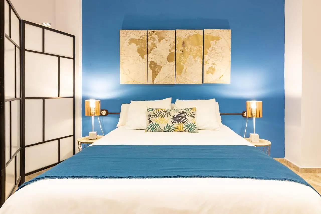 Saenz Suites Gallery By Bossh! Apartments Malaga