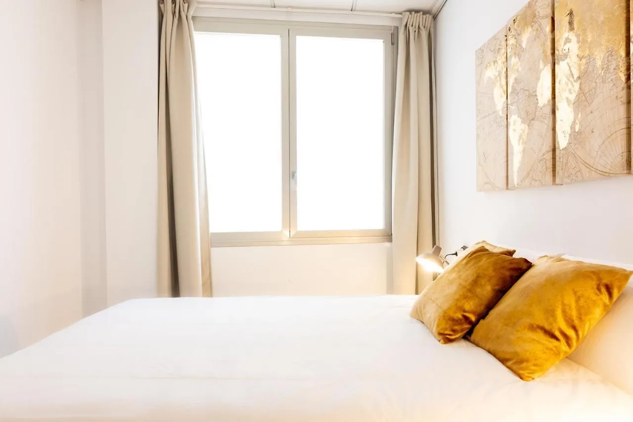 Saenz Suites Gallery By Bossh! Apartments Malaga