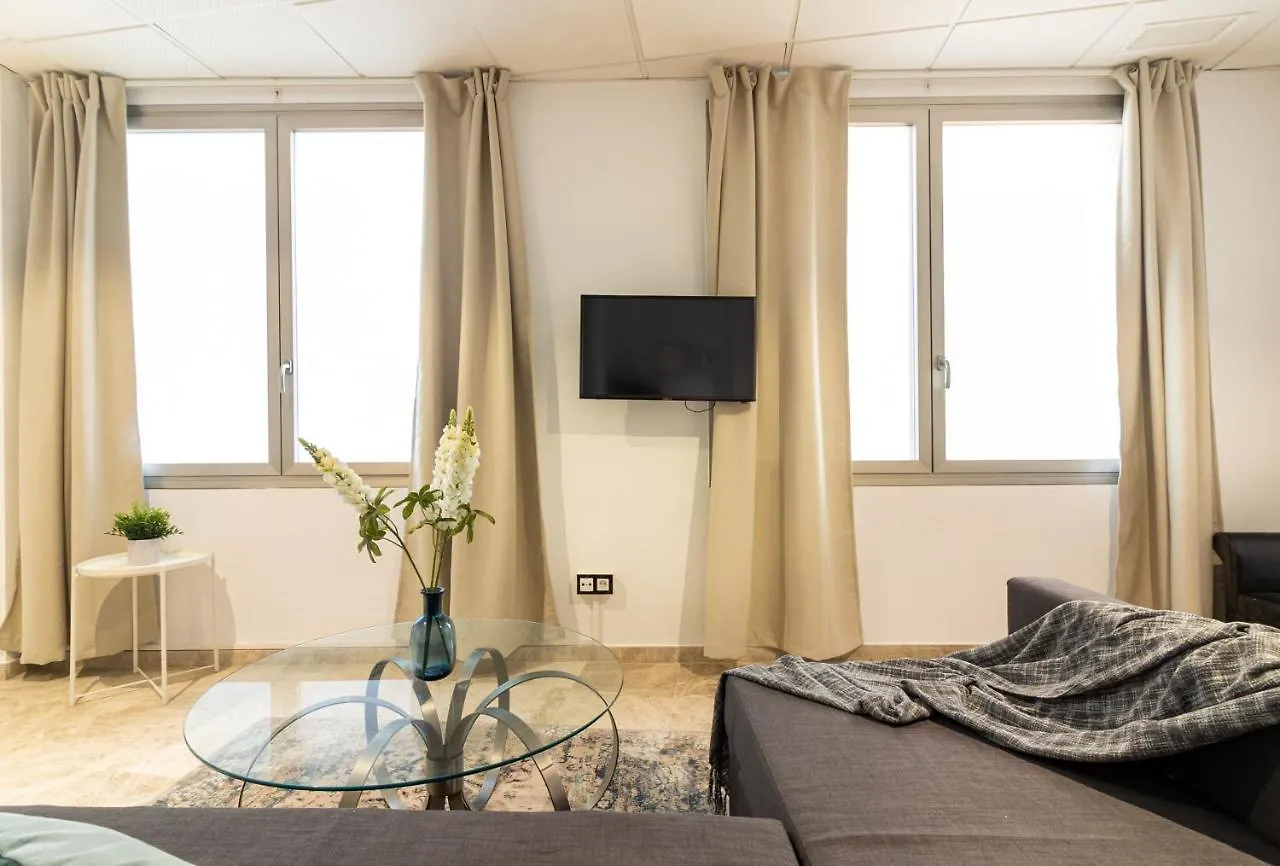 Saenz Suites Gallery By Bossh! Apartments Малага